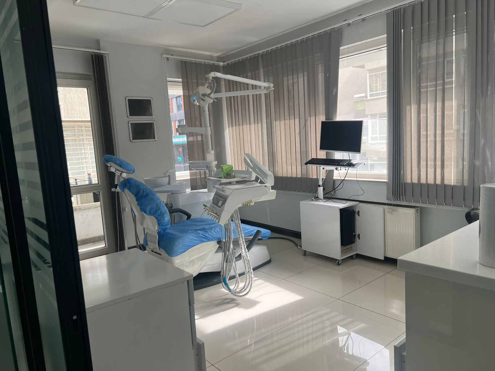 İmplant Tedavi Alanı